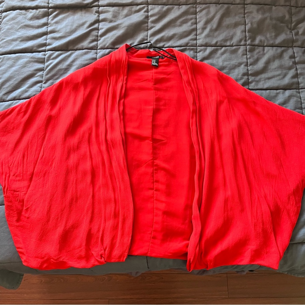 FOREVER 21 RED SHAWL OVERSIZED MEDIUM